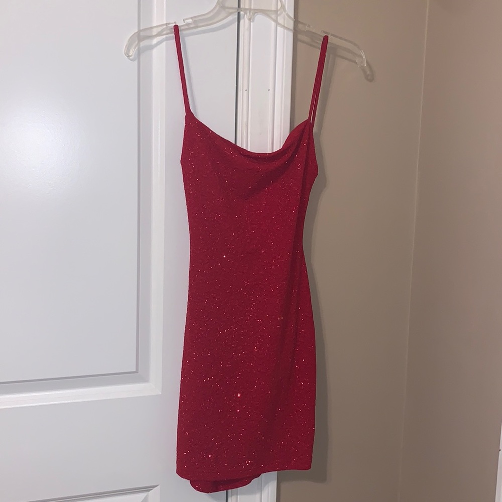 Women’s Red Homecoming Dress (Windsor) - Picture 3 of 7